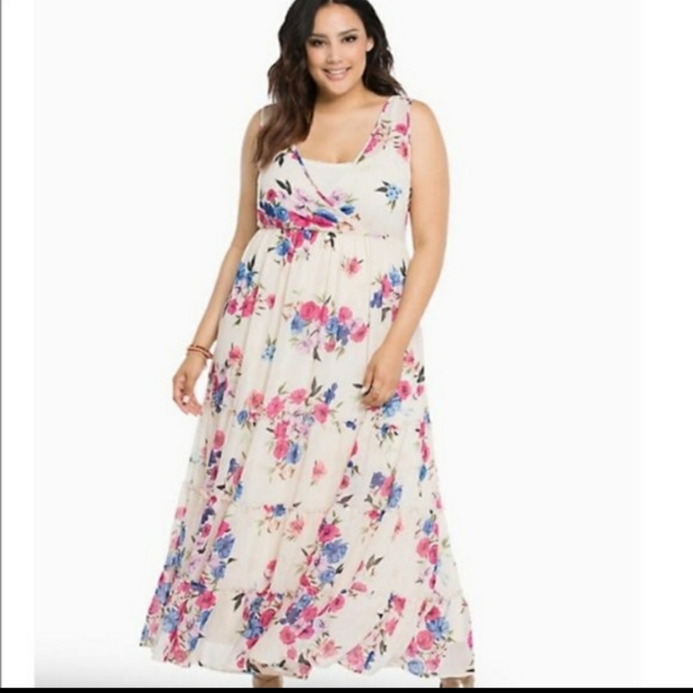 Torrid 1X Flowy Maxi Dress